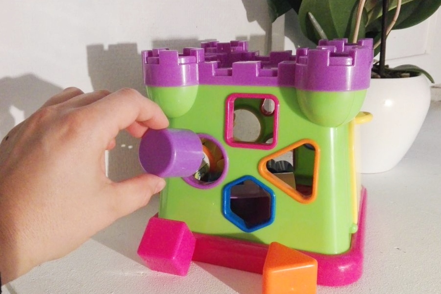 Illustration des injonctions absurdes au travail qui mènent au burn-out